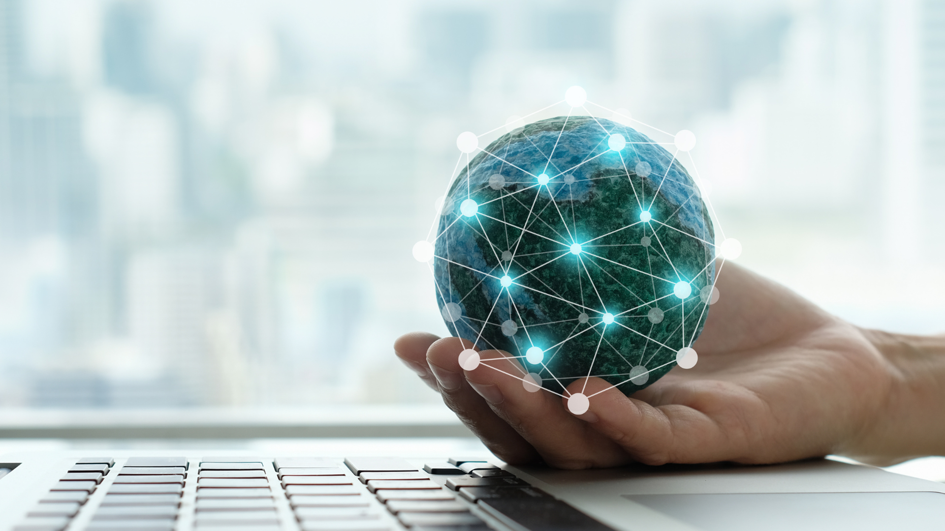 La Ley de Servicios Digitales empieza a aplicarse a todas las plataformas en línea de la UE