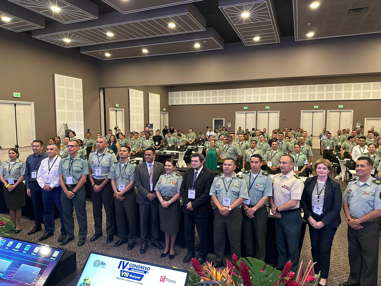 El IDUE-UDIMA está presente en los congresos de la Policía Nacional de Colombia a través de la participación del Dr. Ruiz Calatrava