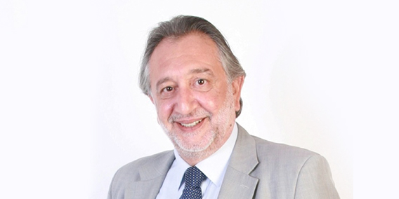El Presidente de Adade/E-Consulting obtiene su doctorado en Derecho