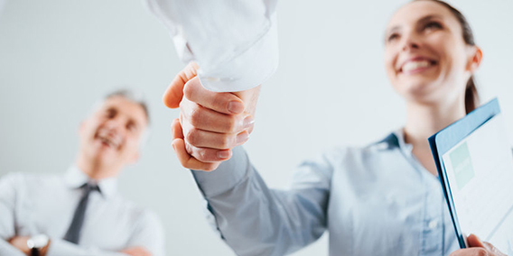 Financiación en mejores condiciones a las pymes que contraten jóvenes sin empleo
