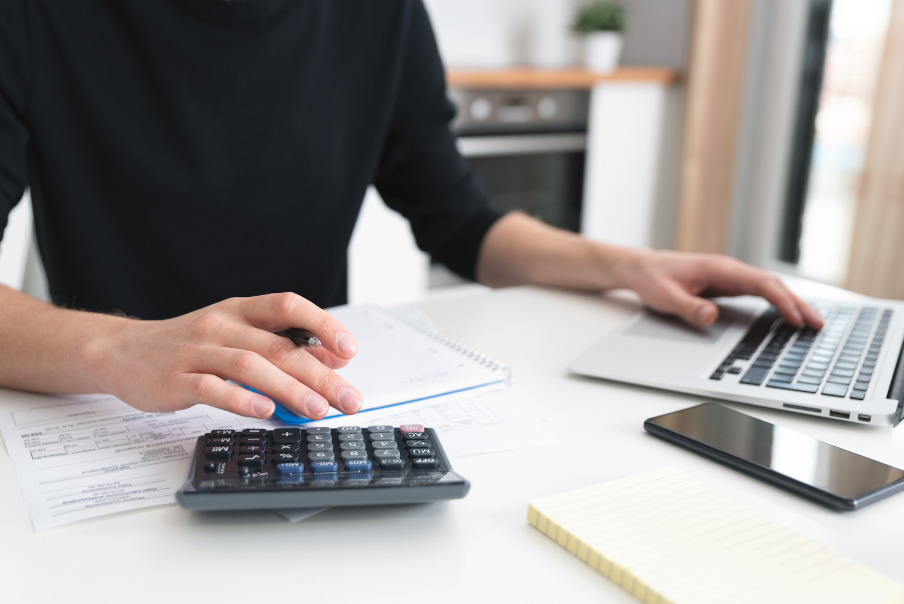 Compatibilizar el paro con el trabajo por cuenta propia: condiciones, requisitos y limitaciones