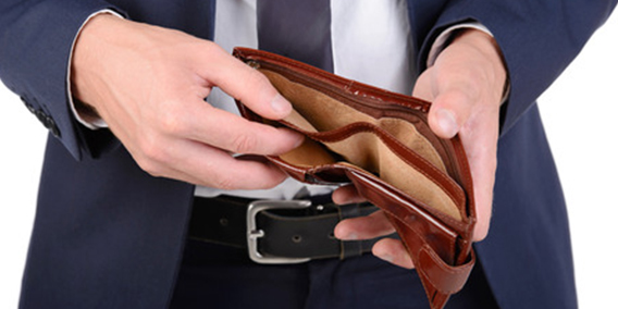 Autónomos: tengo que pagar el IVA y no tengo dinero. ¿Qué hago?