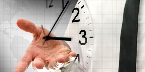 Las pymes se adaptan mejor al control horario que las grandes empresas