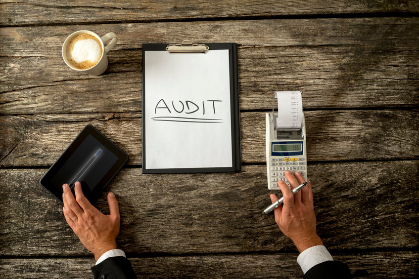 Periodo de enfriamiento en auditoría interrumpida durante tres años