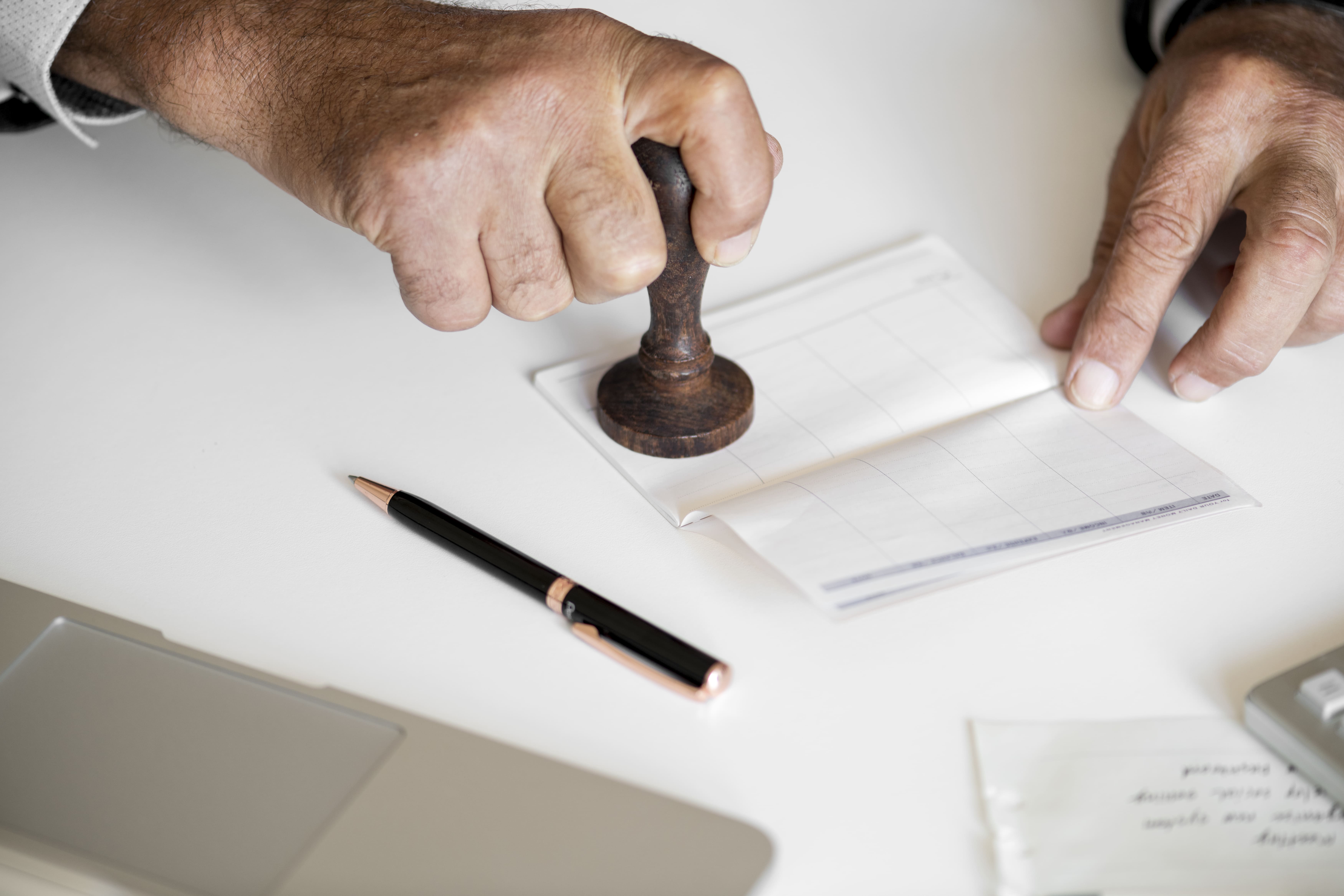 El SEPE dará cheques para negocios viables a los emprendedores