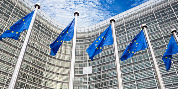 Bruselas da argumentos contra la 'contrarreforma' laboral de Sánchez