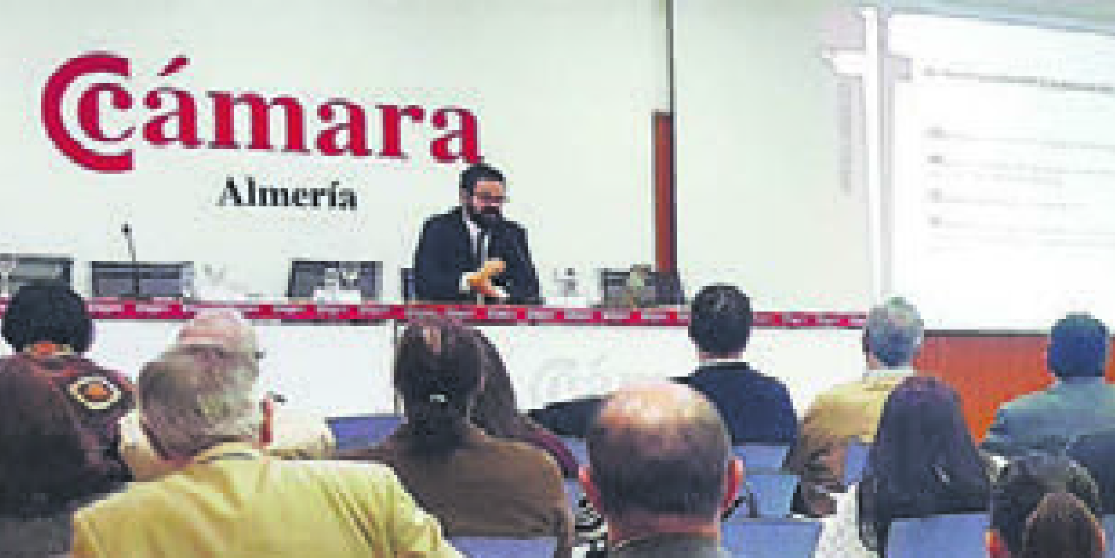 Cómo reclamar para que te devuelvan el IRPF de tu prestación por maternidad
