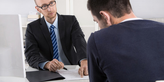 Modificar las condiciones de empleo cuenta como despido