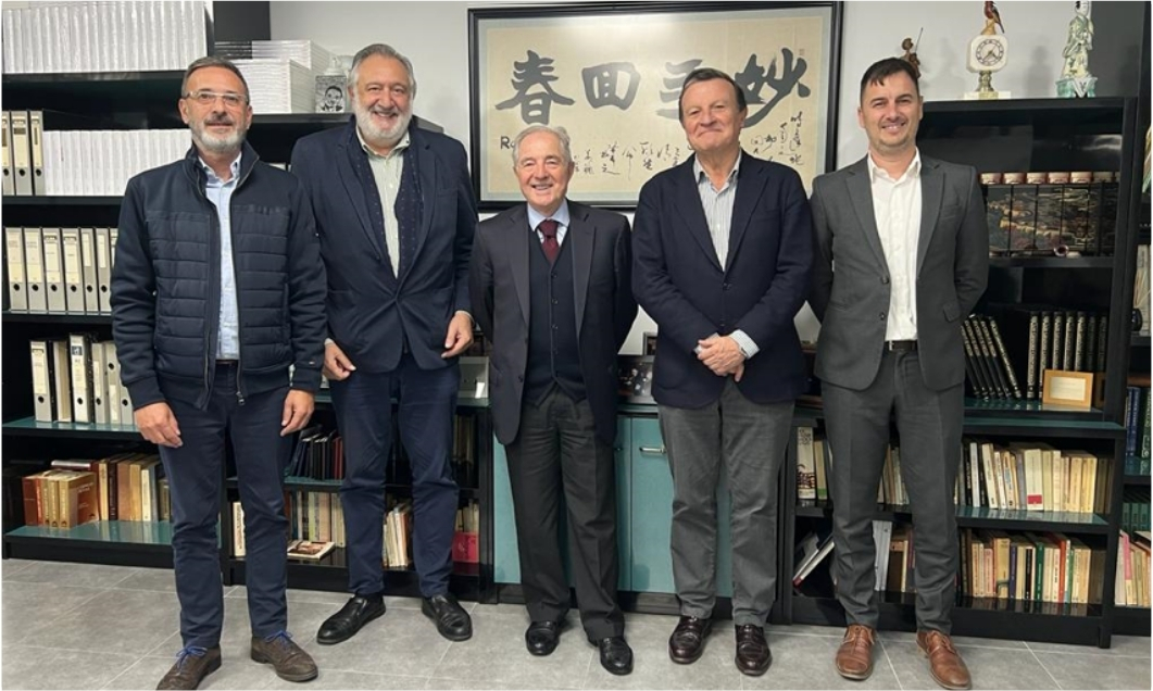 Convenio de colaboración entre Grupo ADADE/E-CONSULTING y CLEARWATER INTERNATIONAL ESPAÑA