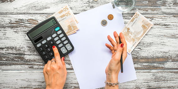 Modificación del modelo de solicitud del bono social para autónomos y desarrollo del derecho a su percepción