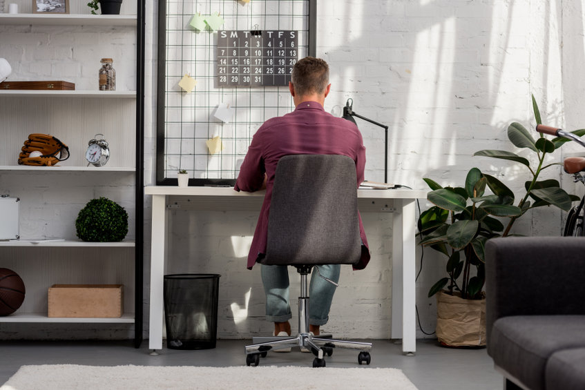 El trabajo a distancia. Riesgos y prevención