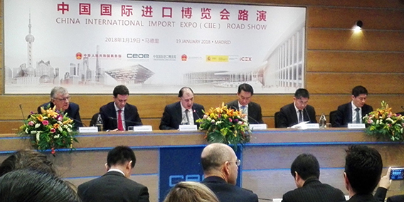 ADADE/E-CONSUTING participa en la sede de CEOE en la presentación del “China International Import Expo Road Show”, que se celebrará en noviembre en Shanghai.